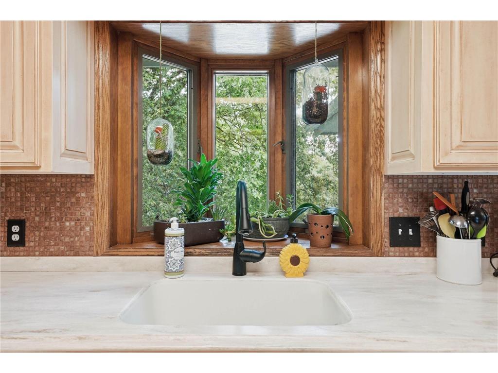 13500 Georgia Drive Apple Valley MN 55124 7098800 image16