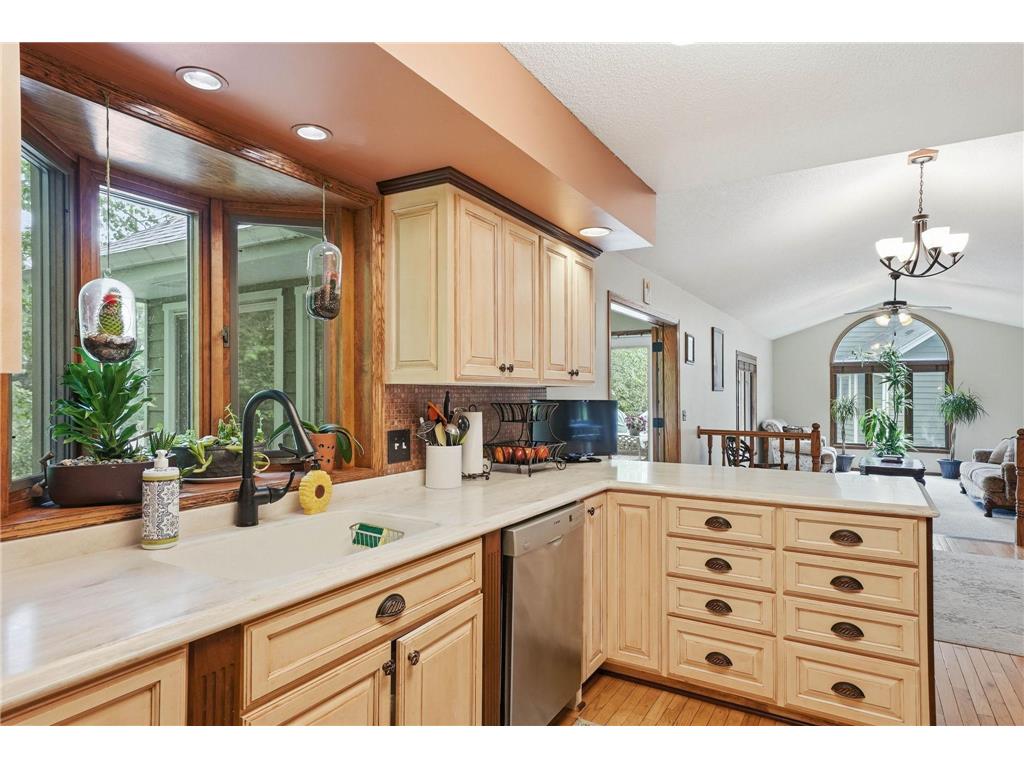 13500 Georgia Drive Apple Valley MN 55124 7098800 image17