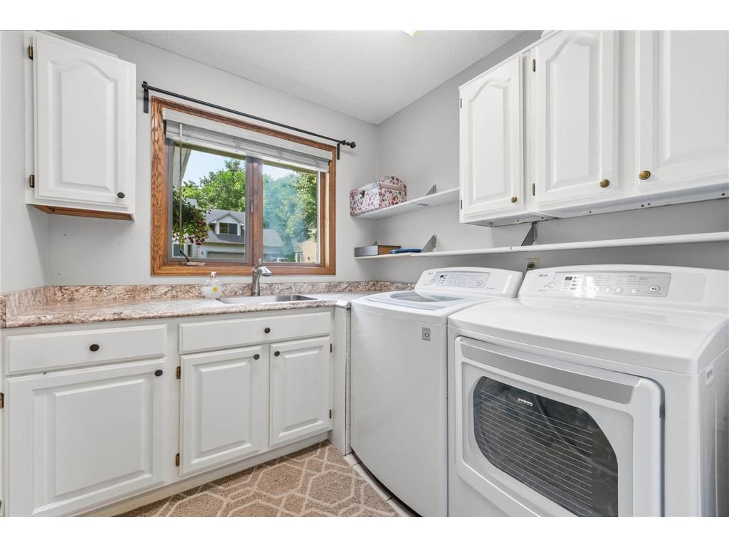 13500 Georgia Drive Apple Valley MN 55124 7098800 image36