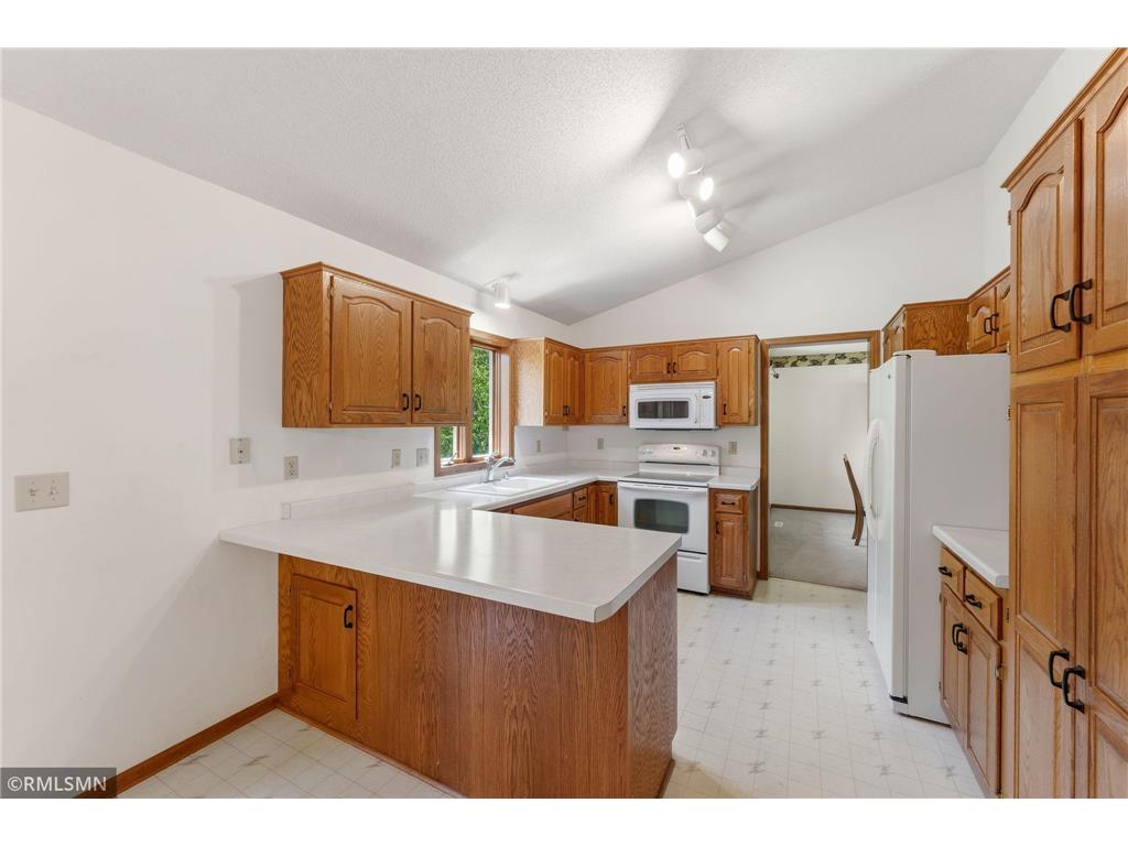 13500 Judicial Road Burnsville MN 55337 7065476 image12