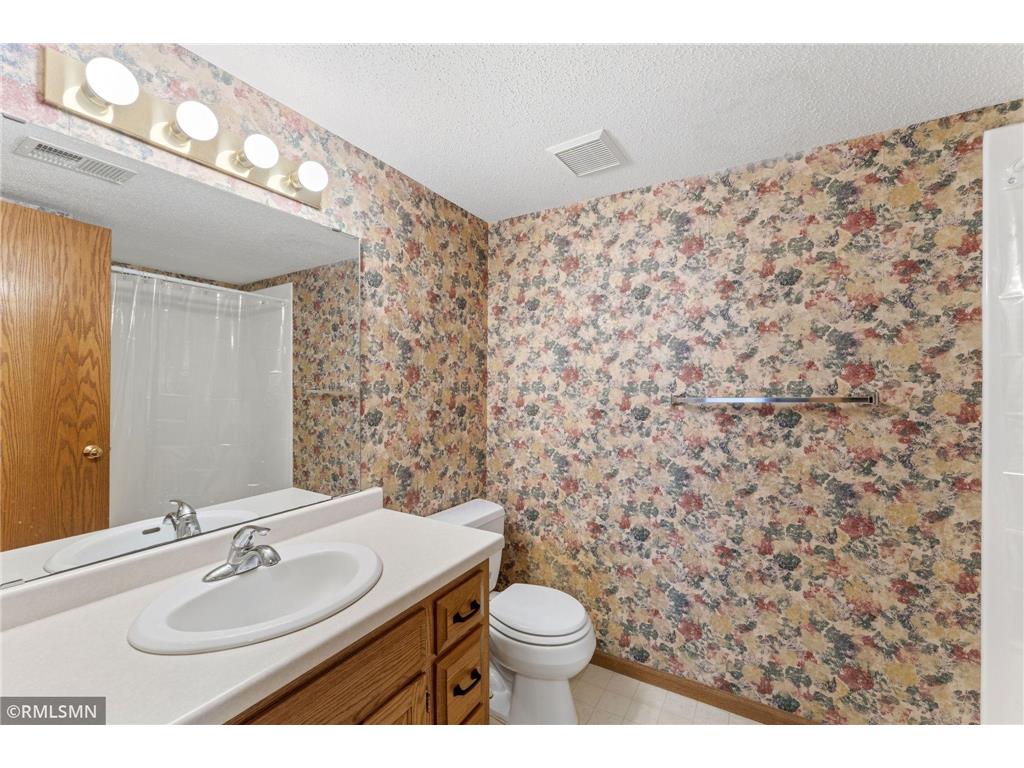 13500 Judicial Road Burnsville MN 55337 7065476 image32