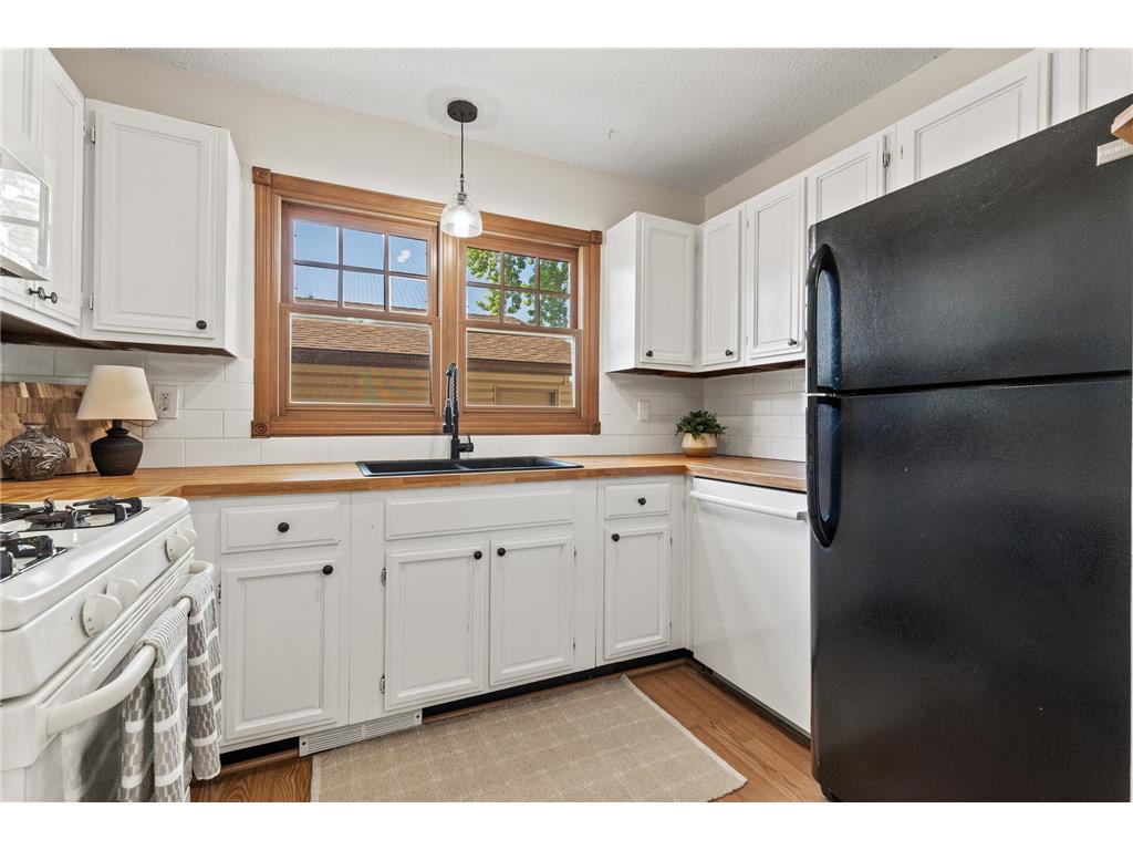 13501 Heather Hills Drive Burnsville MN 55337 7020625 image11