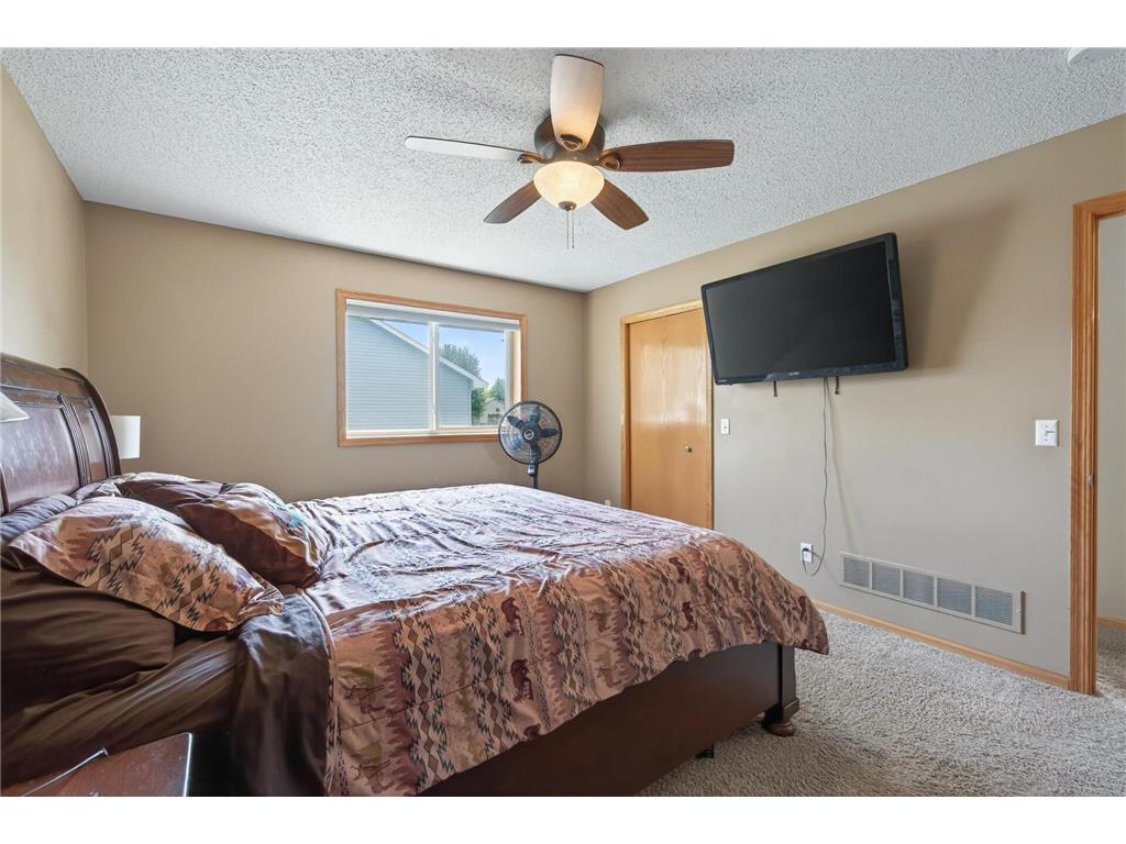 13506 2nd Avenue S Zimmerman MN 55398 7083052 image14