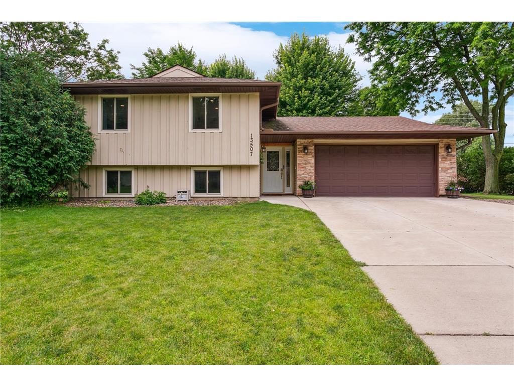 13507 Fairlawn Avenue Apple Valley MN 55124 6590209 image1