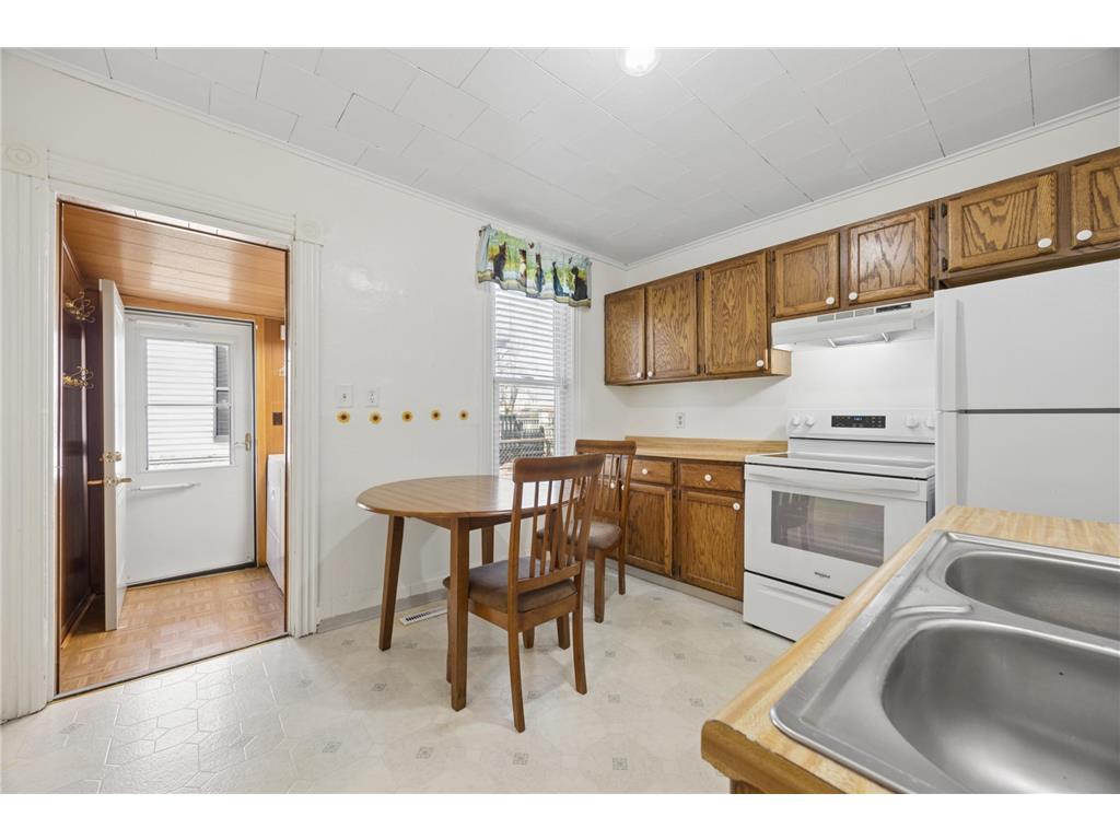 1351 Ames Avenue Saint Paul MN 55106 7057013 image9