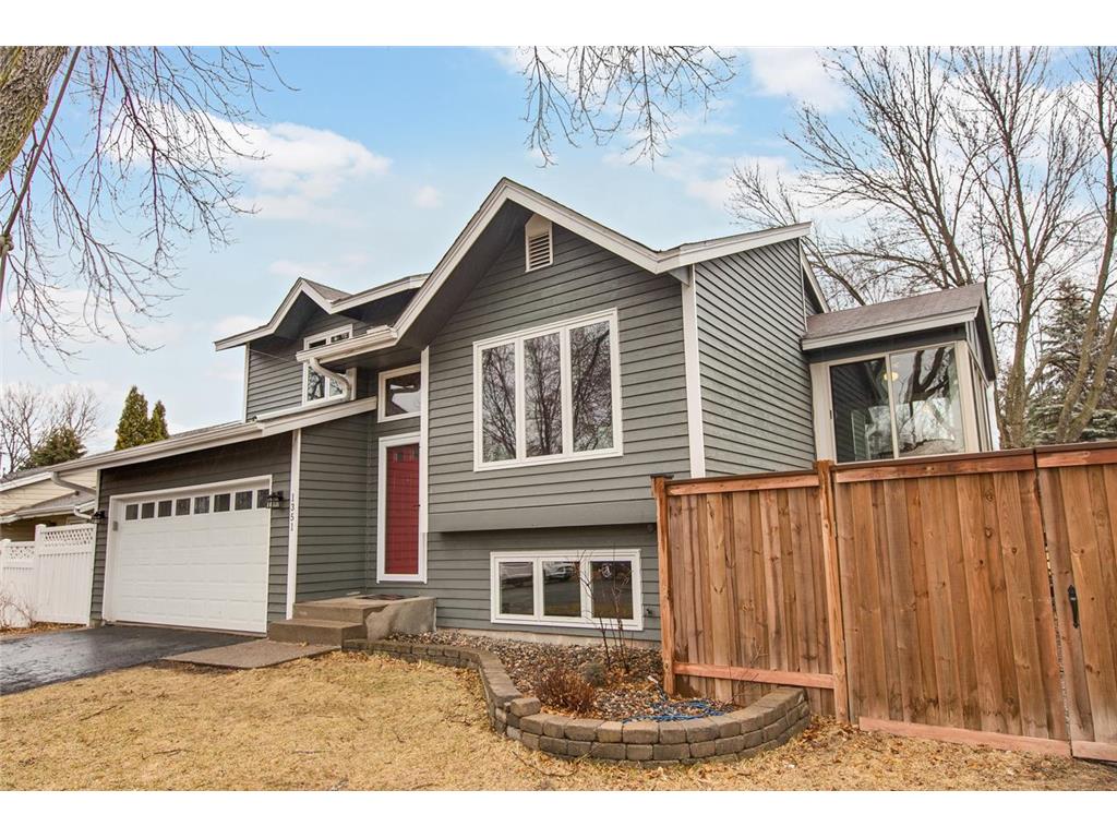 1351 Viewcrest Road, Shoreview, MN, 55126 MLS 6164306 Edina Realty