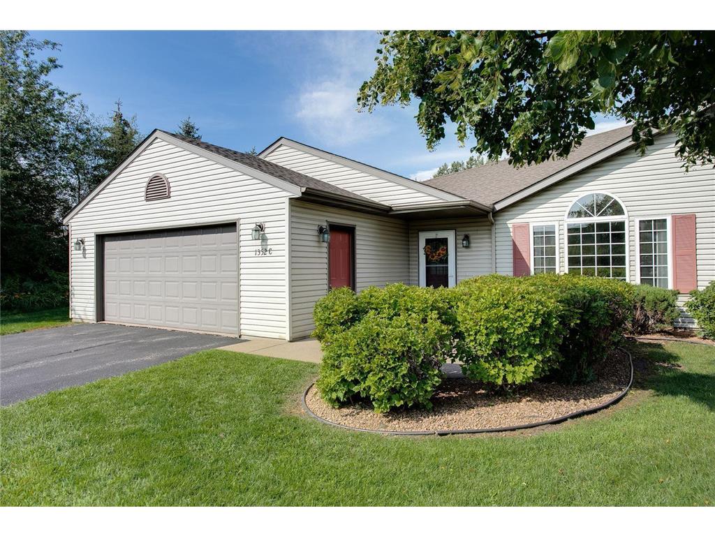 1352 Carriage Drive 1352C, Hudson, WI 54016 MLS 6249510 Edina Realty