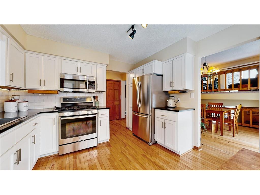 1352 Willow Creek Lane Shoreview MN 55126 6323018 image1