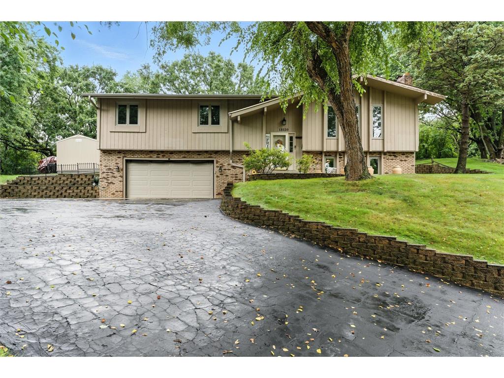 13520 Elkwood Circle Apple Valley MN 55124 6768567 image1