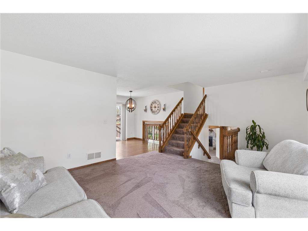 13522 Xavis St NW Andover MN 55304 7065826 image4