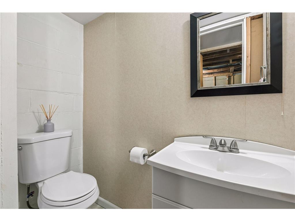 1353 Hillcrest Drive NE Fridley MN 55432 7085527 image19