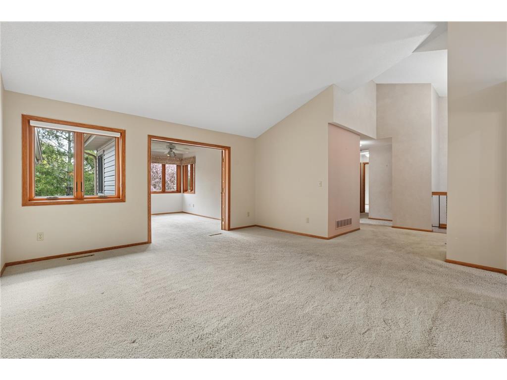 13530 Parkwood Drive Burnsville MN 55337 7022438 image3