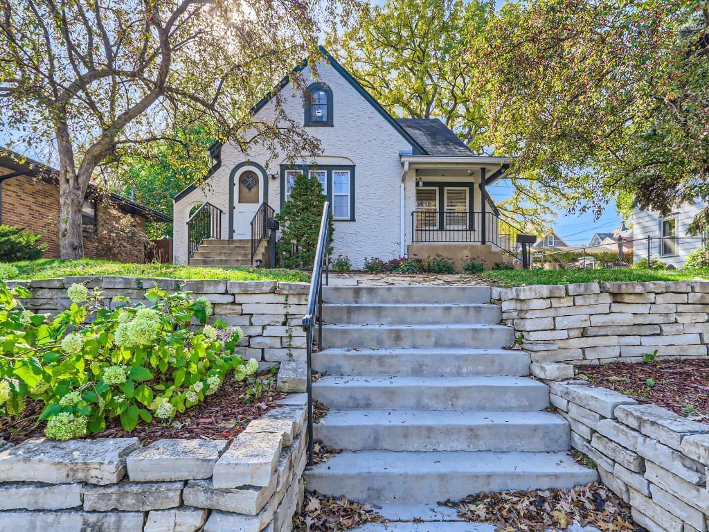 1354 Como Avenue Saint Paul MN 55108 6446334 image1