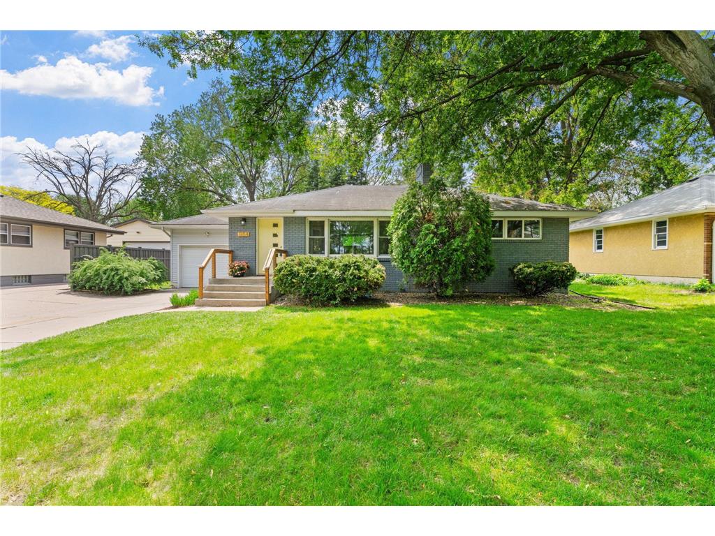 1354 Judith Avenue Roseville MN 55113 6719510 image1