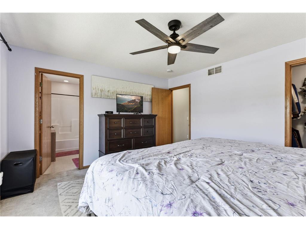 1354 Phalen Boulevard Saint Paul MN 55106 7072644 image23