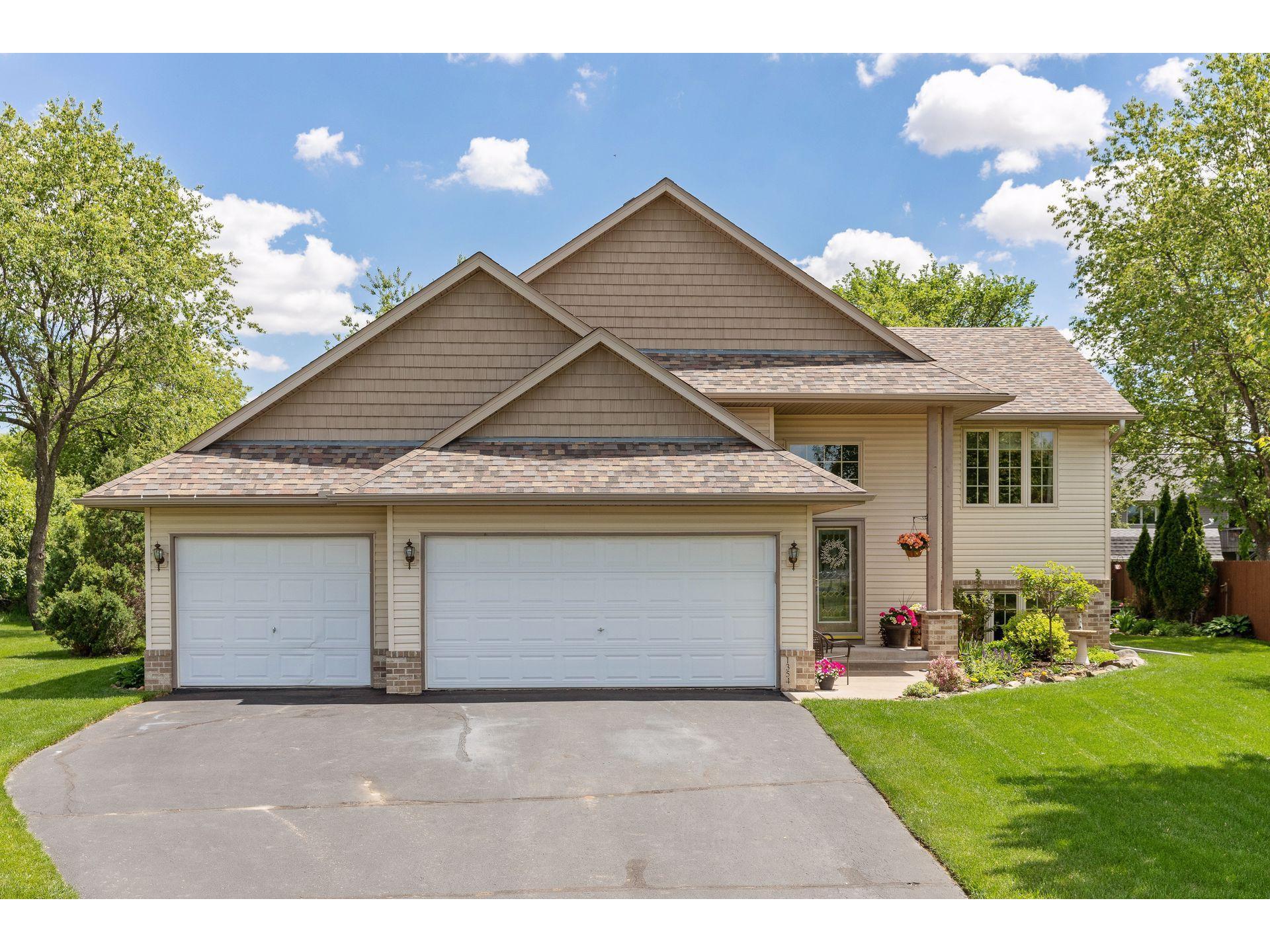 1354 Pheasant Run, New Richmond, WI, 54017 MLS 5762536 Edina Realty