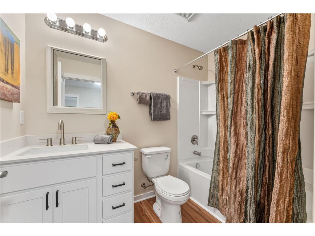 1354 Winthrop Street N #1 Saint Paul MN 55119 7089398 image12