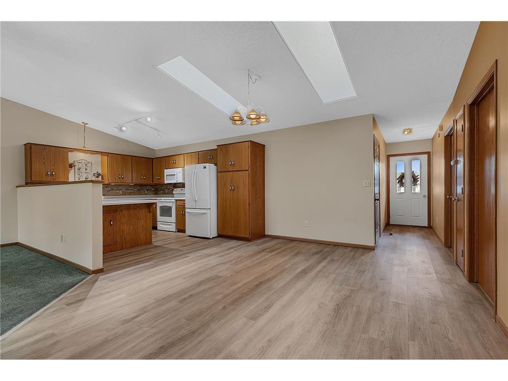 1355 Rum River Court #6 Milaca MN 56353 7032307 image4