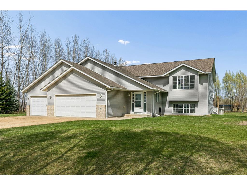 13556 355th Street Lindstrom MN 55045 7064377 image1