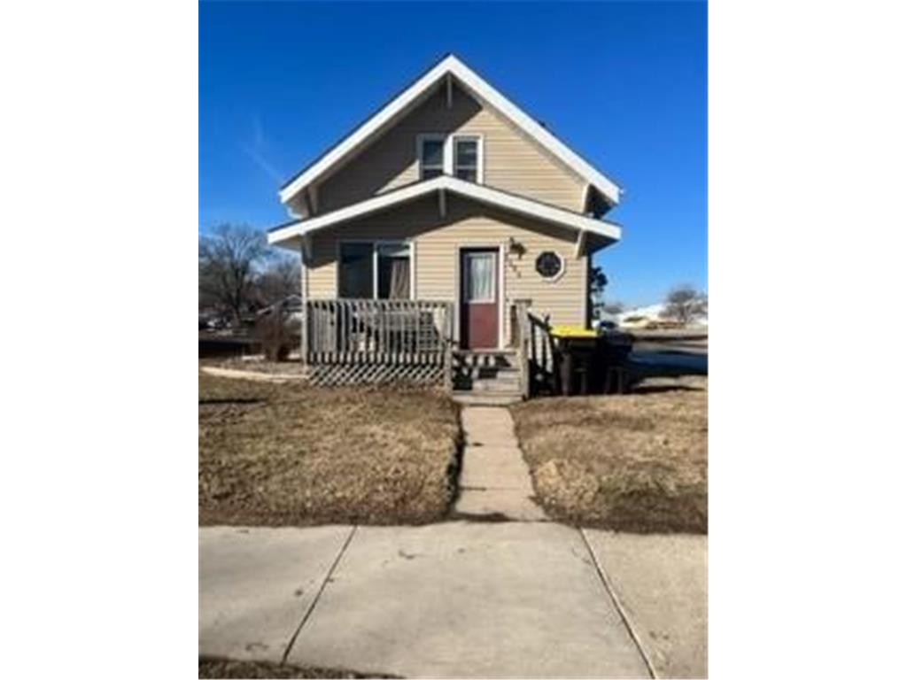 1356 6th Avenue N Windom MN 56101 7021085 image1