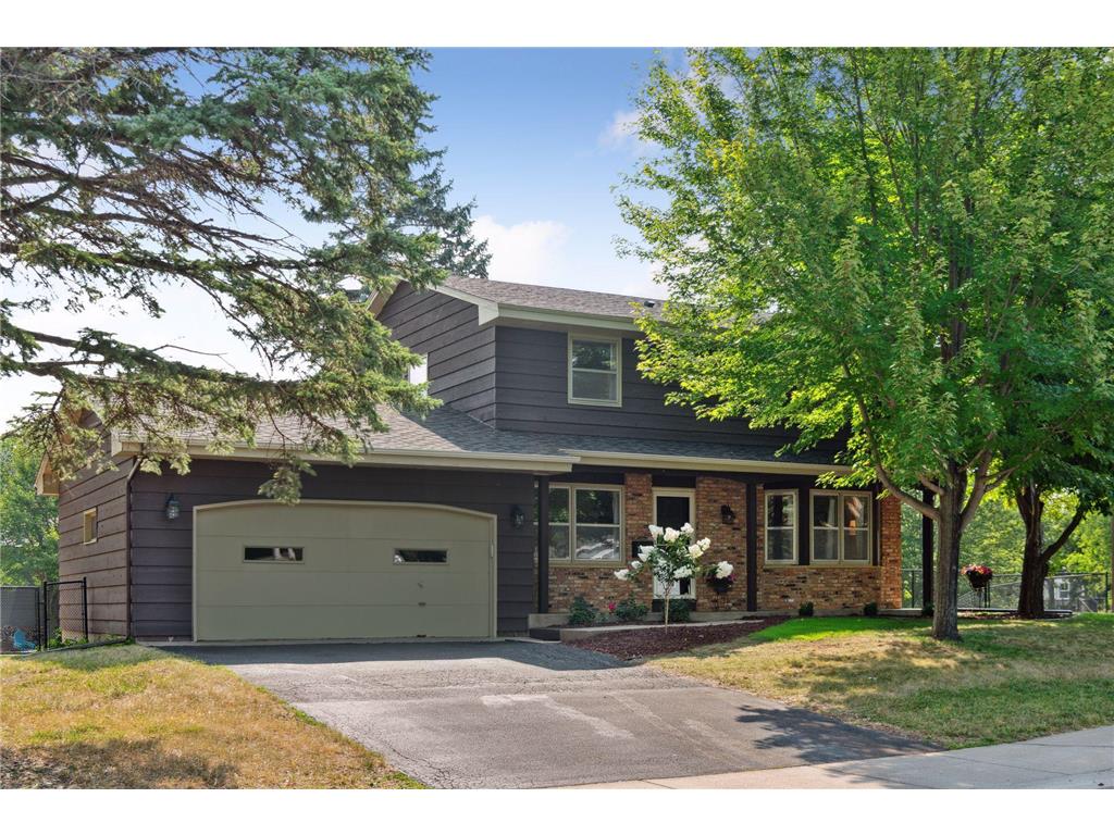1356 Pennsylvania Avenue N Golden Valley MN 55427 6404209 image1