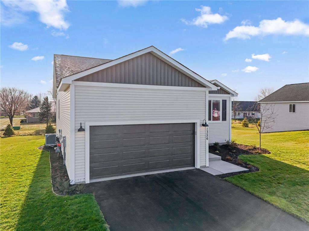 1356 Wisteria Lane New Richmond WI 54017 6822131 image3