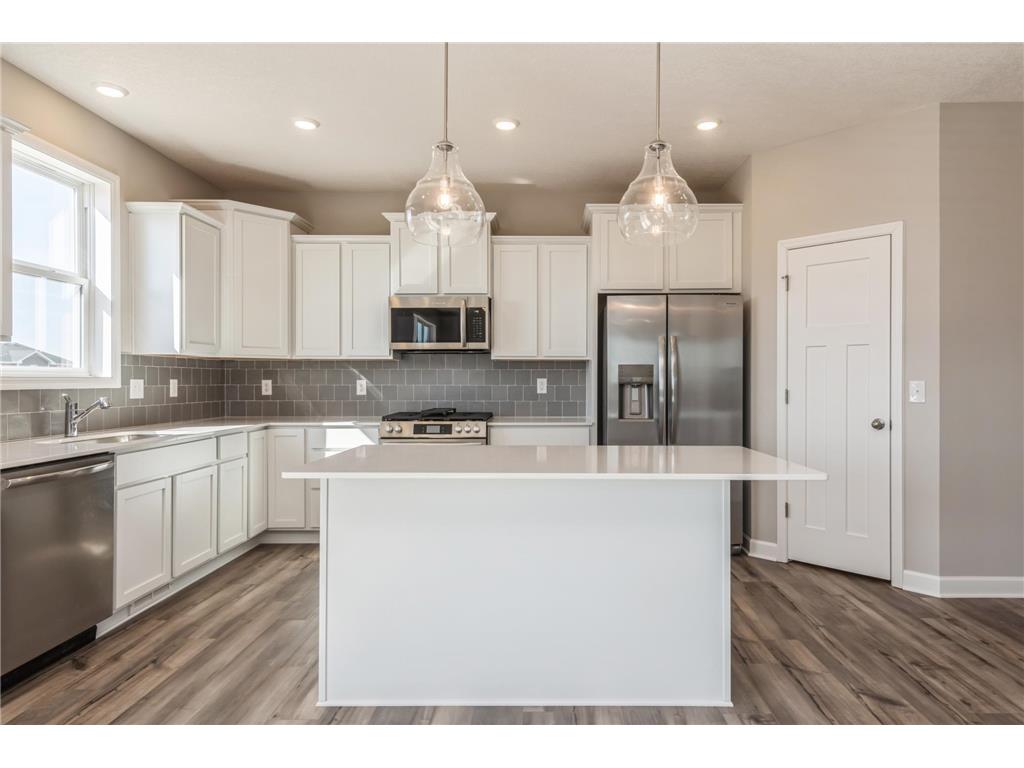 13564 142nd Avenue N Dayton MN 55327 6560037 image1