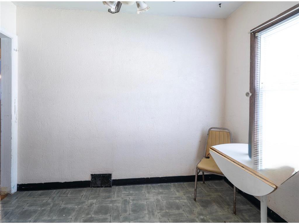 1357 Birmingham Street Saint Paul MN 55106 6761791 image9