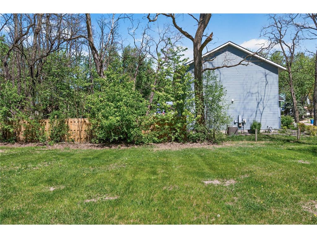 1357 County Road H2 White Bear Twp MN 55110 7073618 image29