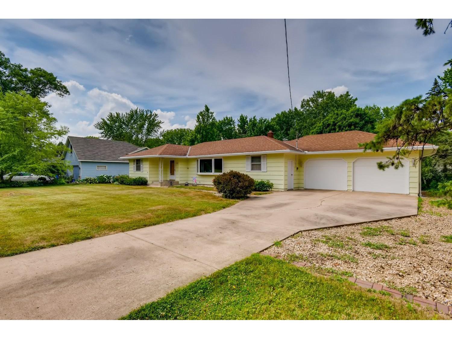 1357 Floral Drive W, Arden Hills, MN 55112 MLS 6017247 Edina Realty