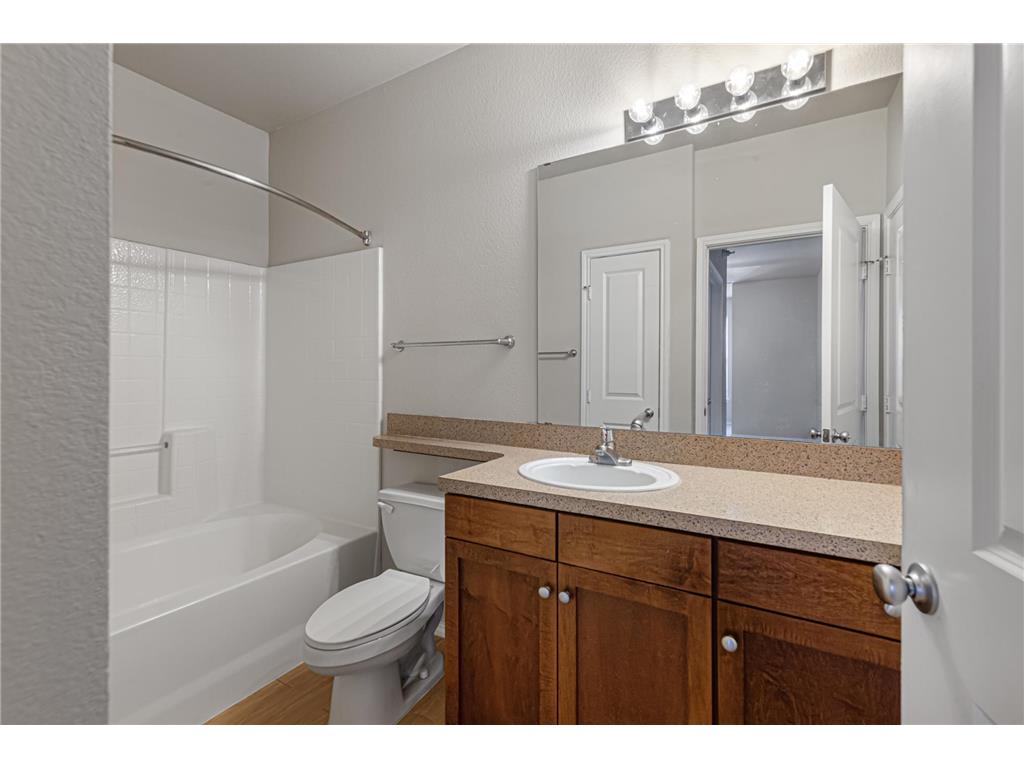 13570 Technology Drive #2106 Eden Prairie MN 55344 7039556 image17