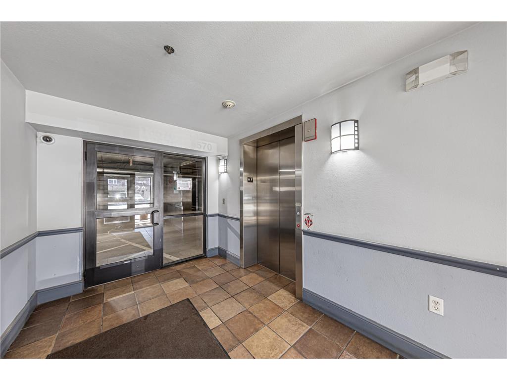 13570 Technology Drive #2106 Eden Prairie MN 55344 7039556 image32