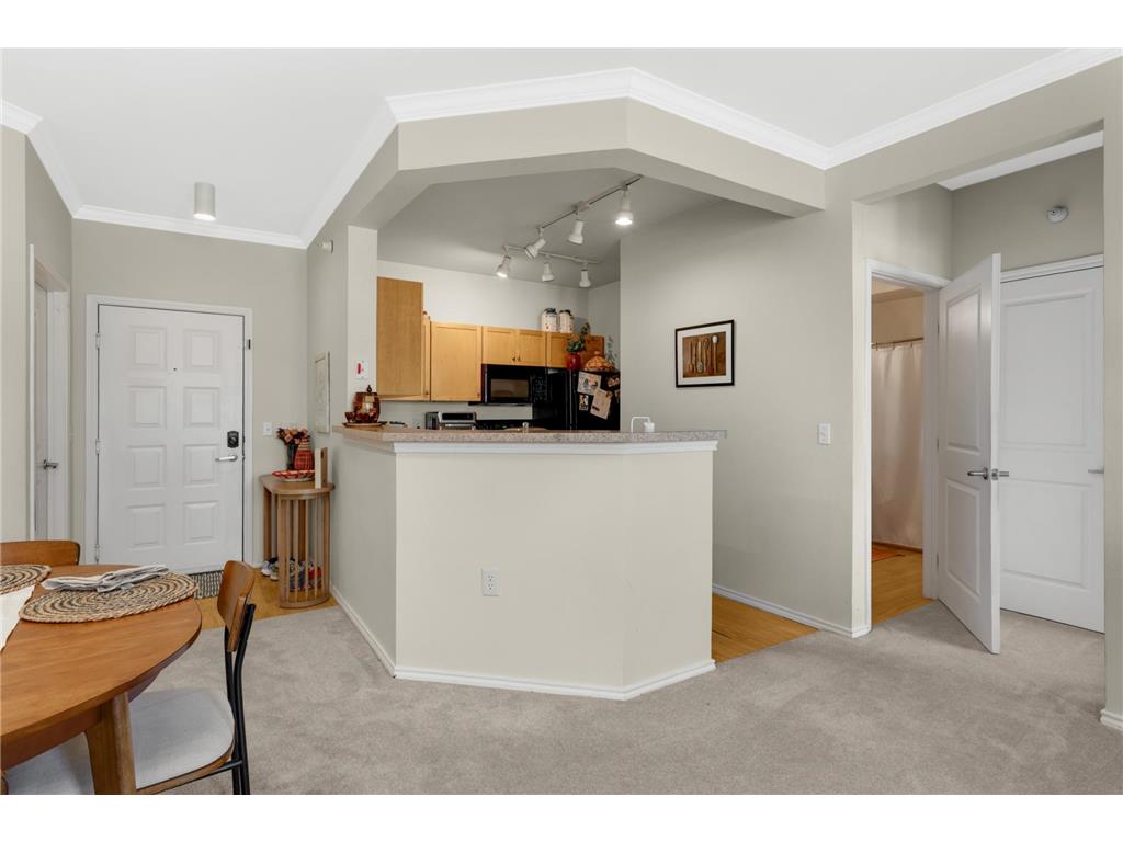 13570 Technology Drive #2113 Eden Prairie MN 55344 7061727 image13