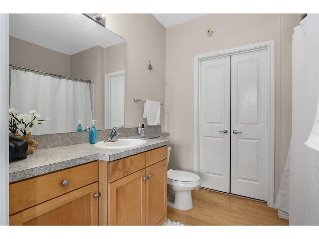 13570 Technology Drive #2113 Eden Prairie MN 55344 7061727 image19