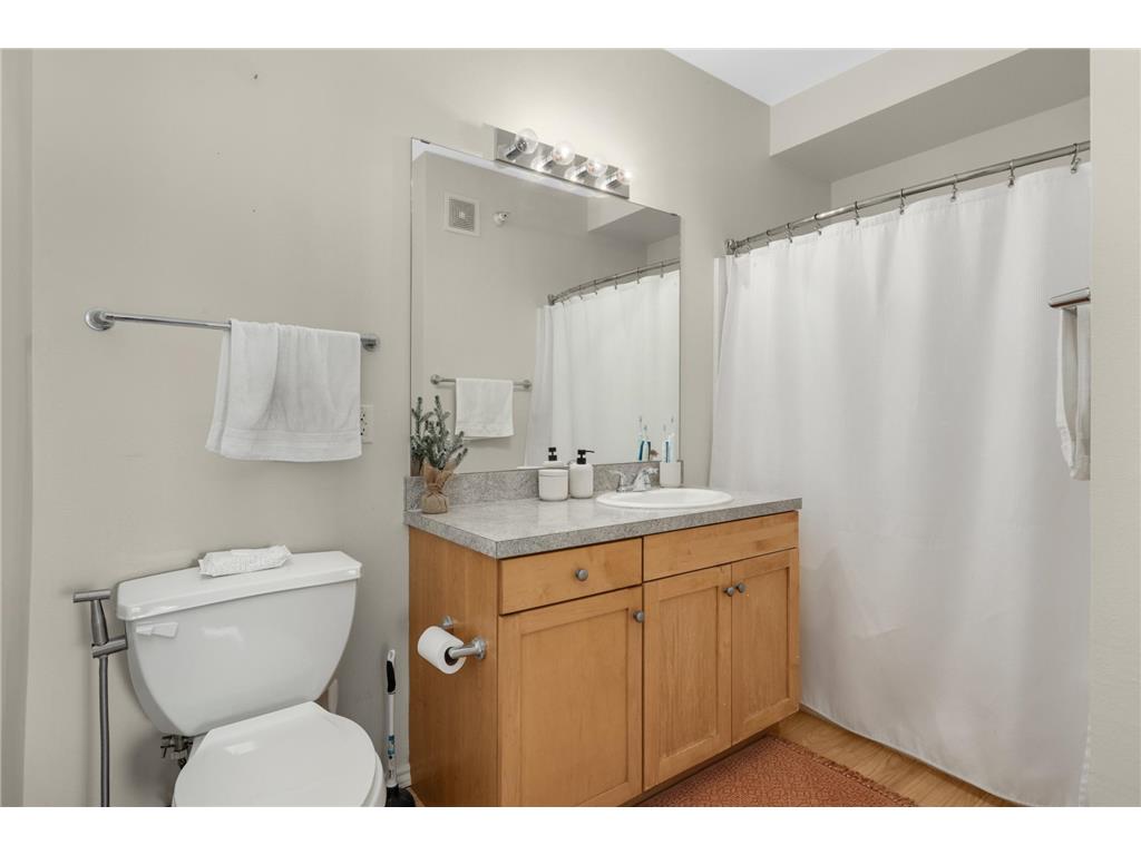 13570 Technology Drive #2113 Eden Prairie MN 55344 7061727 image22