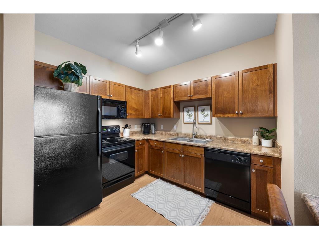 13570 Technology Drive #2221 Eden Prairie MN 55344 7048212 image13