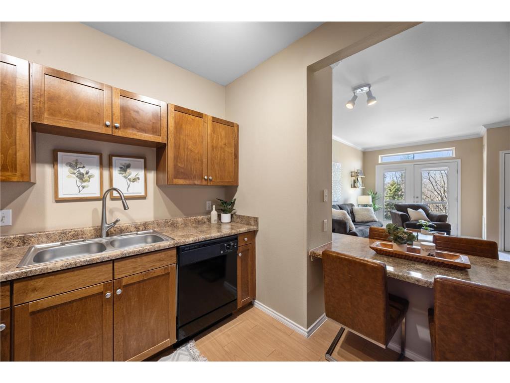 13570 Technology Drive #2221 Eden Prairie MN 55344 7048212 image17