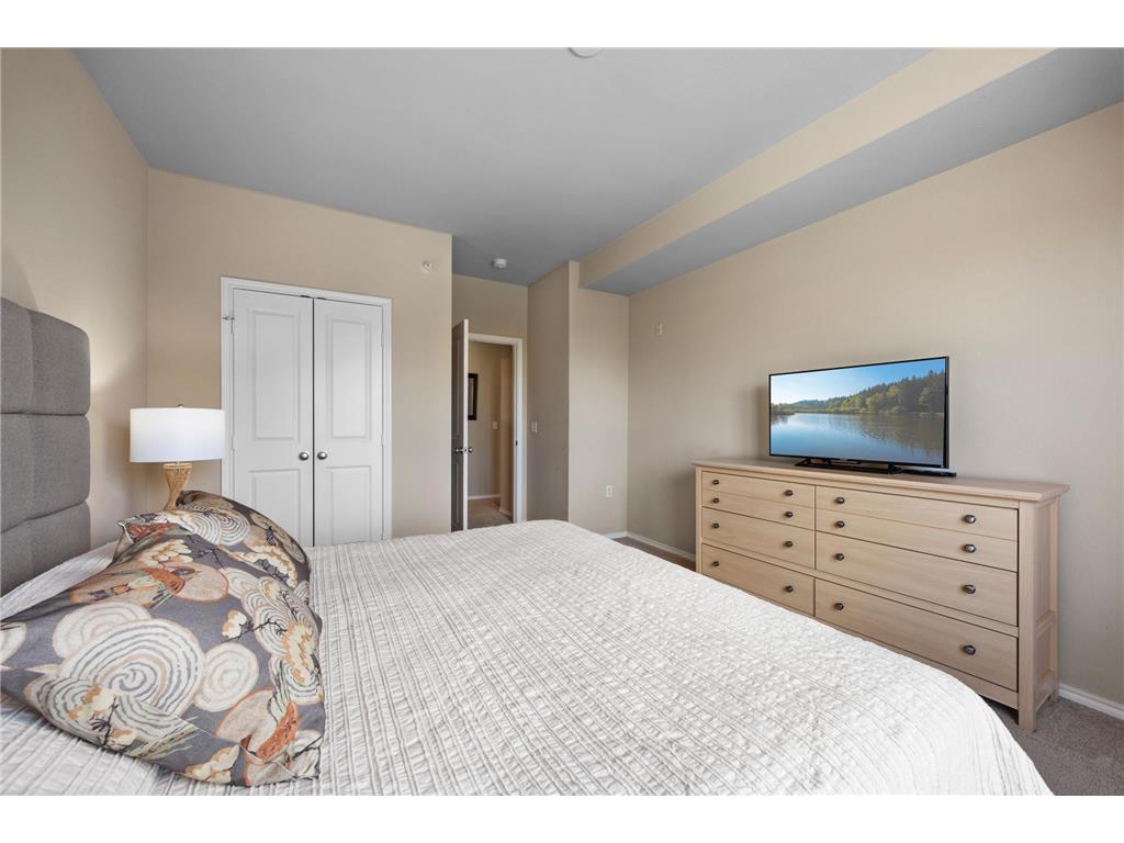 13570 Technology Drive #2221 Eden Prairie MN 55344 7048212 image24