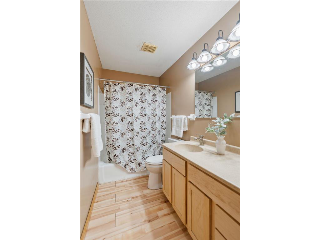 13573 Everton Avenue Apple Valley MN 55124 7060062 image10