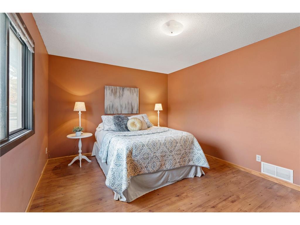 13573 Everton Avenue Apple Valley MN 55124 7060062 image12