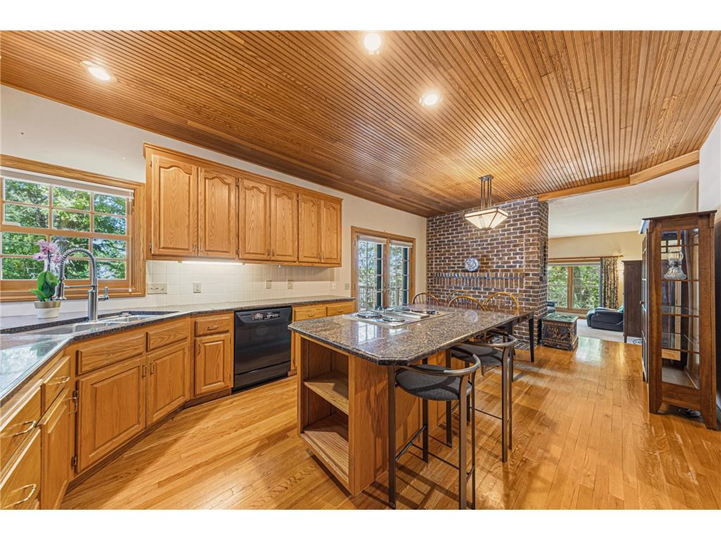 13575 Harwell Path Apple Valley MN 55124 7080500 image13
