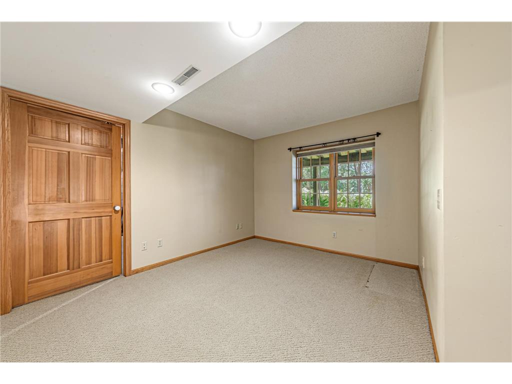13575 Harwell Path Apple Valley MN 55124 7080500 image37