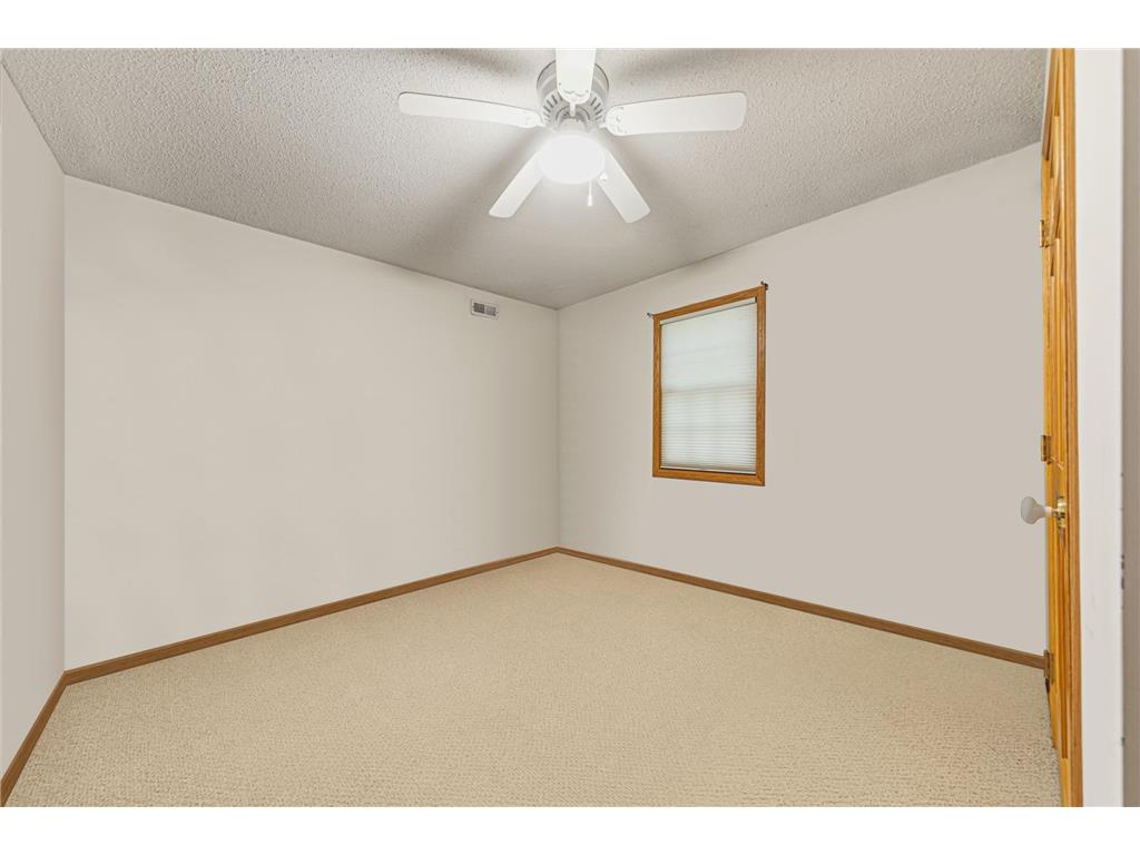 13575 Harwell Path Apple Valley MN 55124 7080500 image41