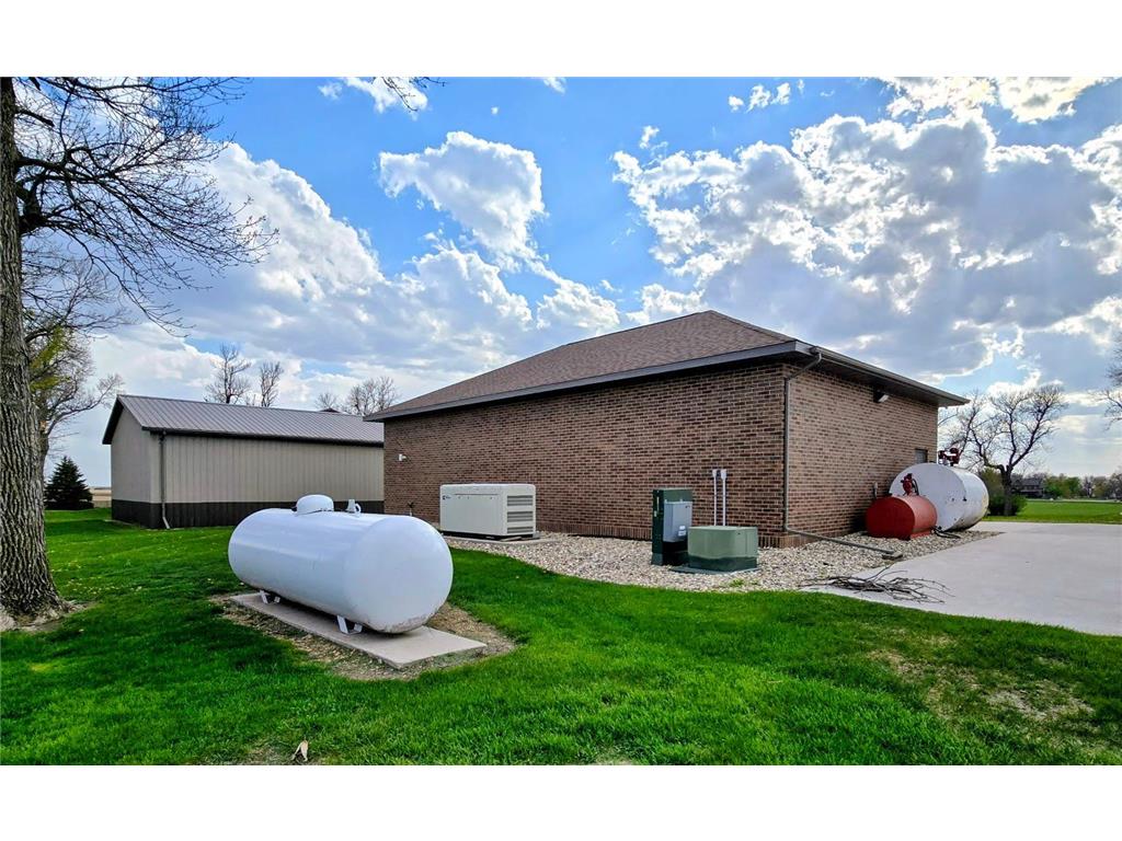 1358 US Highway 75 Grange Twp MN 56164 7072222 image92