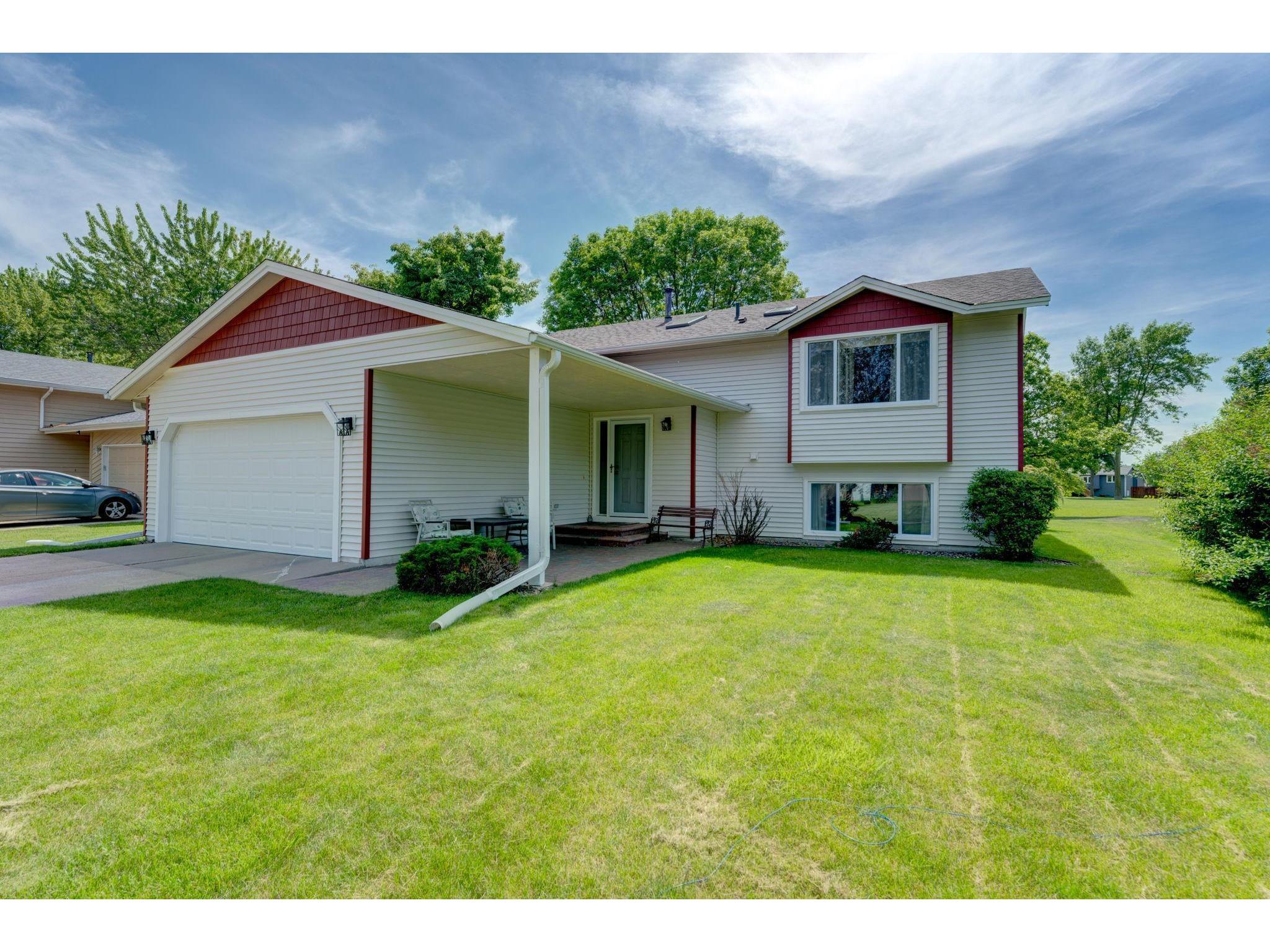 13584 Yosemite Avenue S, Savage, MN 55378 MLS 5762087 Edina Realty