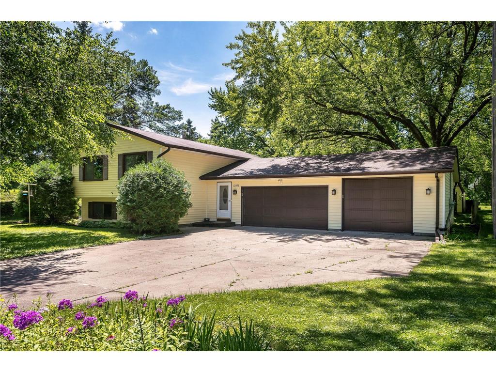 13589 67th Place N Maple Grove MN 55311 7106521 image2