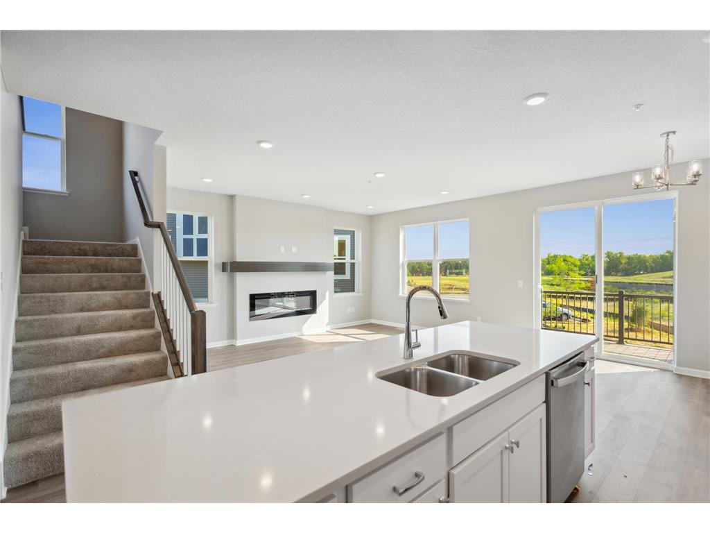 13589 Pine Drive Rogers MN 55374 6462614 image1