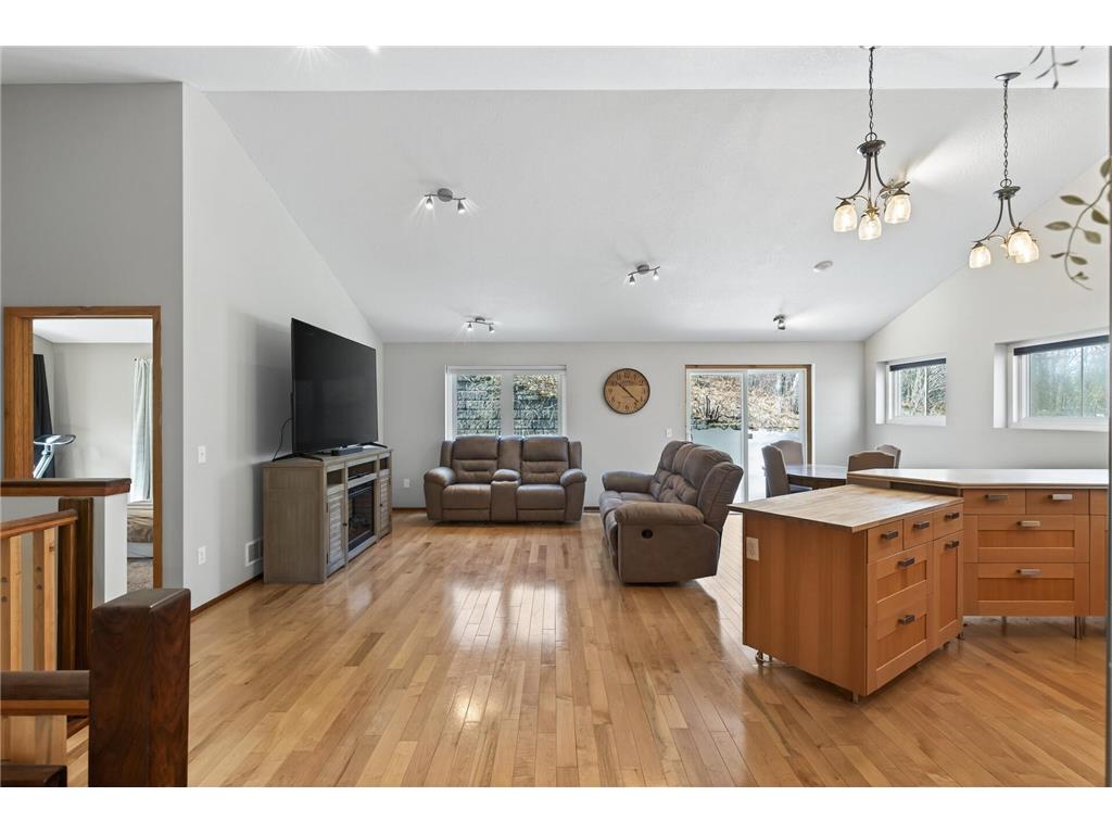 13593 Embry Way Apple Valley MN 55124 7073680 image3
