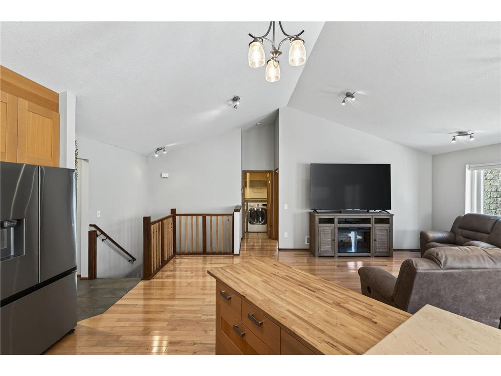 13593 Embry Way Apple Valley MN 55124 7073680 image7