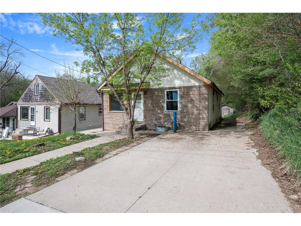 136 18th Avenue S, South Saint Paul, MN, 55075 MLS 6369056 Edina